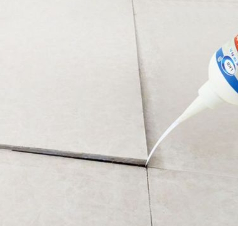 嘉黎瓷砖空鼓维修公司分享卫生间瓷砖脱落的原因可能有以下几点